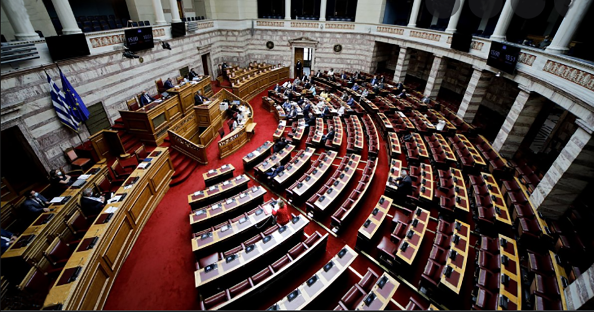 Στη Βουλή κατατέθηκε η ρύθμιση για τις συντάξεις των Ελλήνων Βορειοηπειρωτών