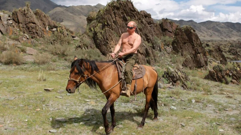 Η απάντηση Πούτιν στο τρολάρισμα των G7 για τις… γυμνόστηθες φωτογραφίες